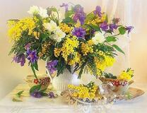 Без бренда «Букет из мимозы и колокольчиков в вазе» в Симферополе