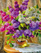 Букет свежей сирени на журнальном столике